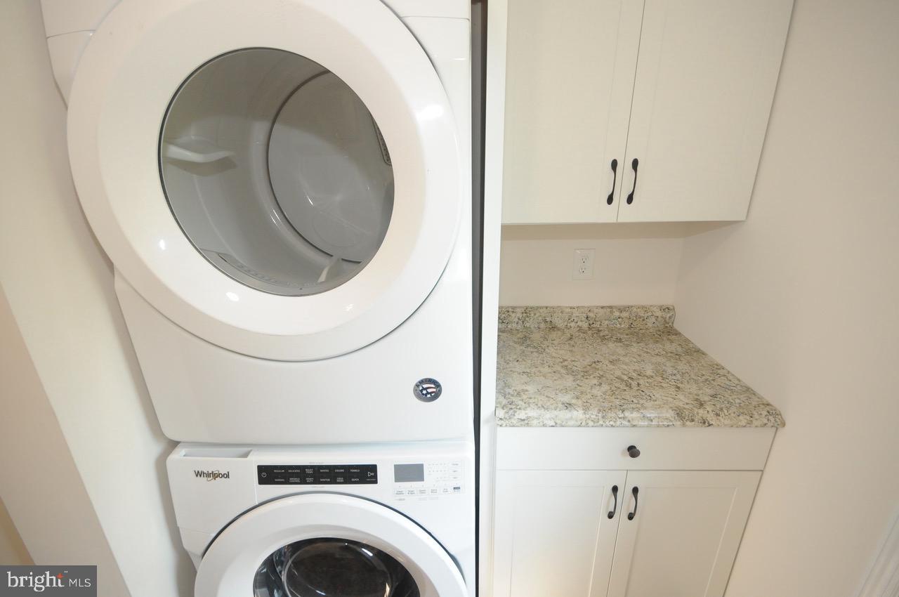 20 Dunham Loop Berlin, NJ 08009 - Photo 22 of 43 laundry room