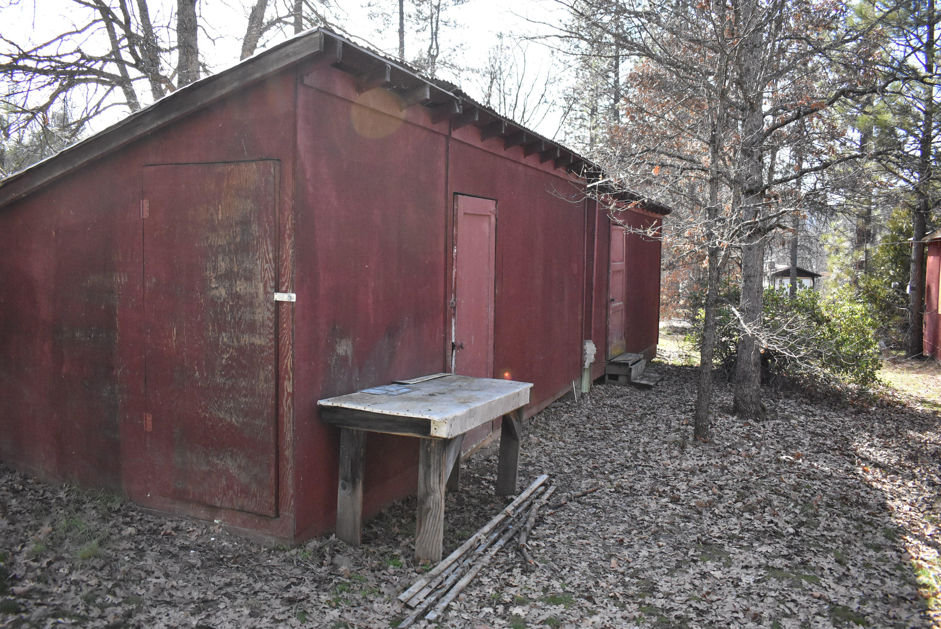 91 Locust Street Hayfork, CA 96041 - Photo 5 of 10 a backyard of a house