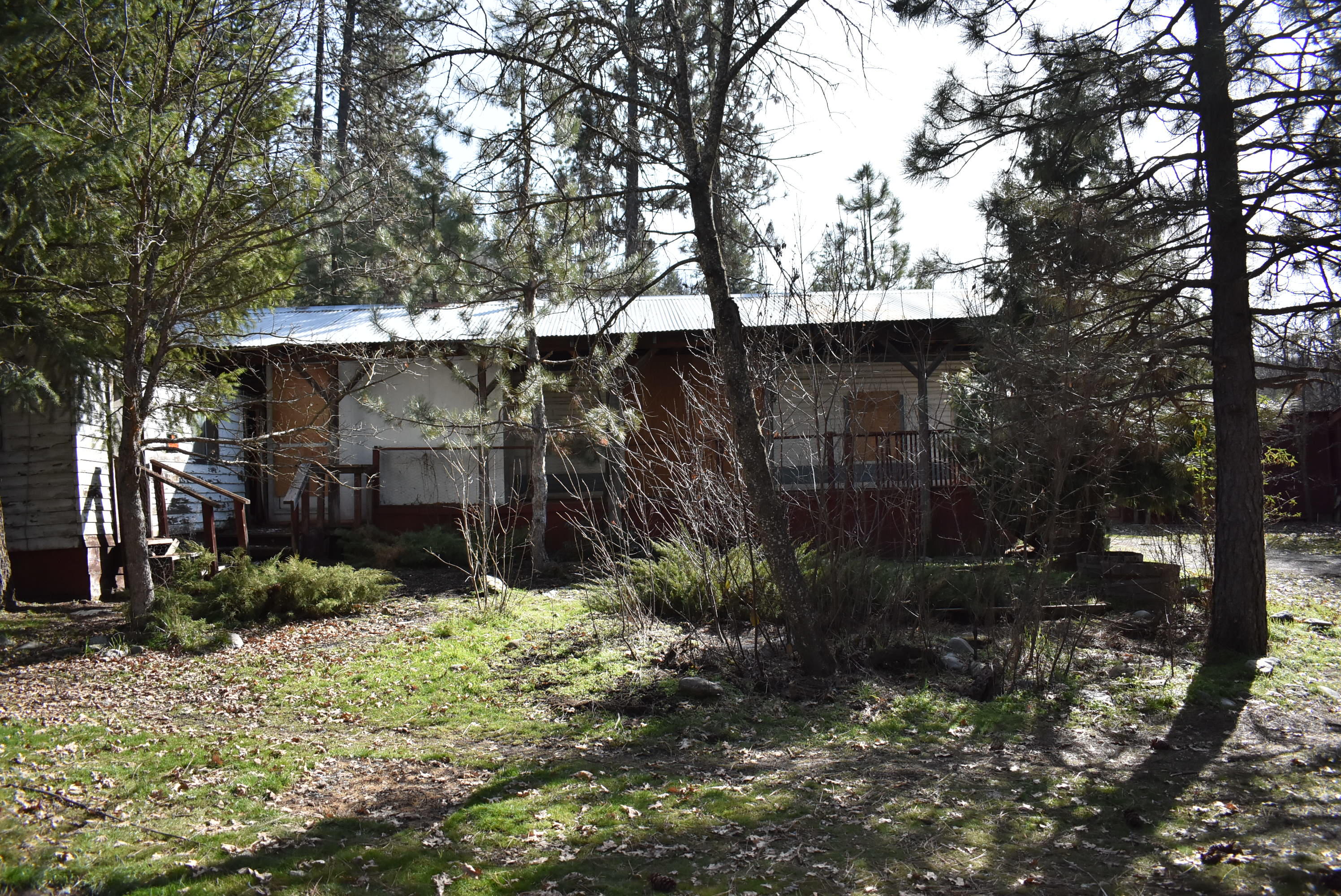 91 Locust Street Hayfork, CA 96041 - Photo 8 of 10 a view of a back yard
