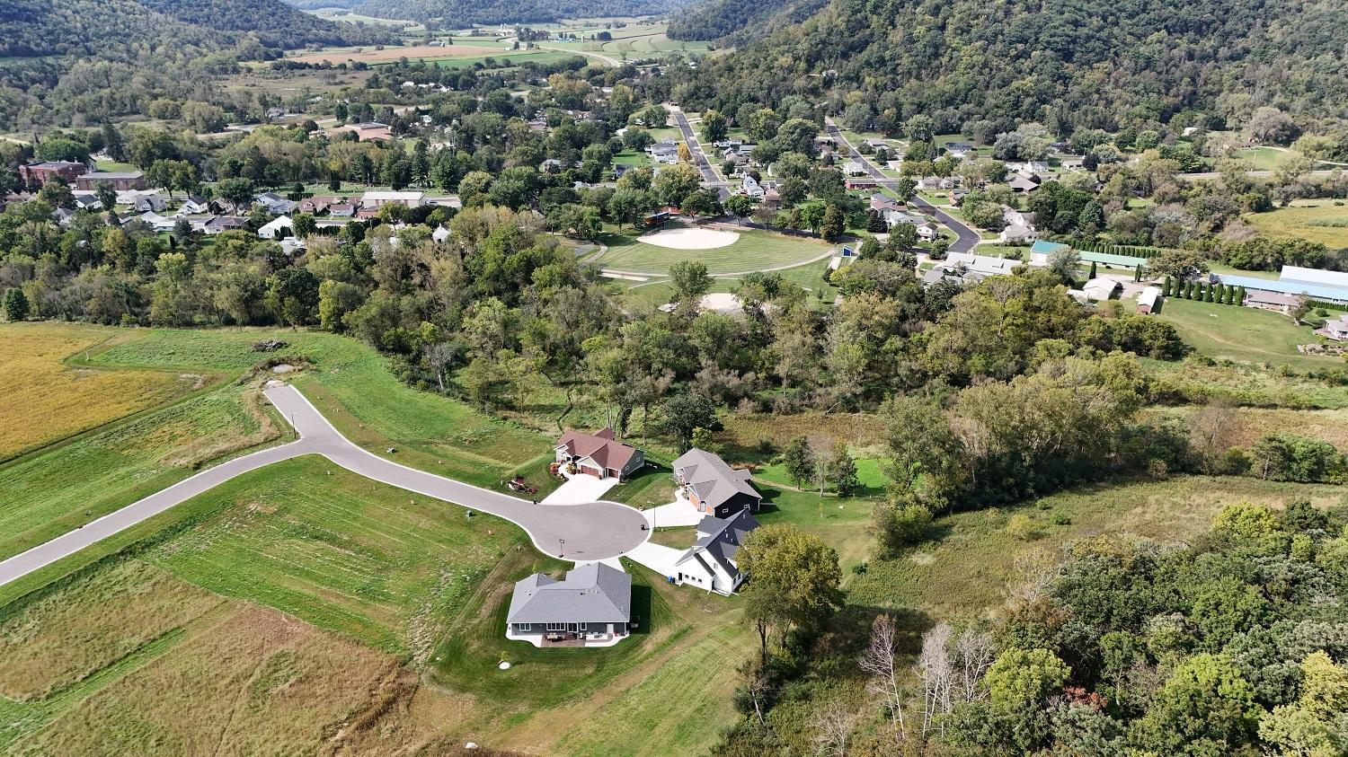 275 Pheasant Run Rollingstone, MN 55969 - Photo 4 of 17