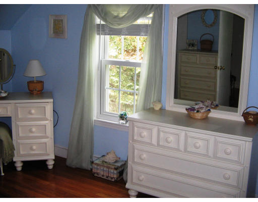203 Captain Peirce Road Scituate, MA 02066 - Photo 9 of 16 Gallery Image 9
