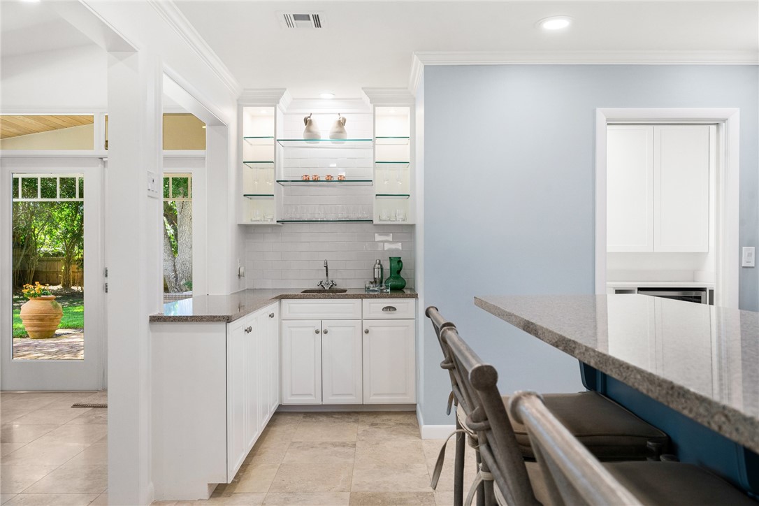 756 Cypress Road Vero Beach, FL 32963 - Photo 14 of 27 Gallery Image 14