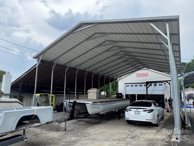 a car parked in front of a building