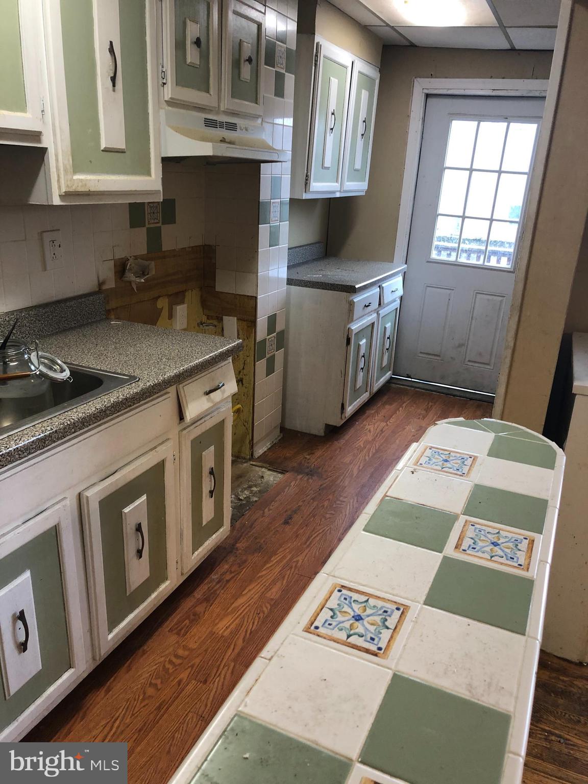 226 Guilford Road Lansdowne, PA 19050 - Photo 4 of 9