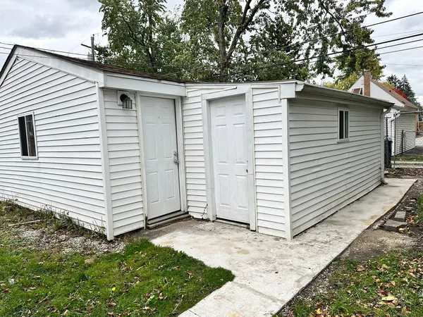 $165,000 | 1581 Kenilworth Drive, Calumet City, IL 60409