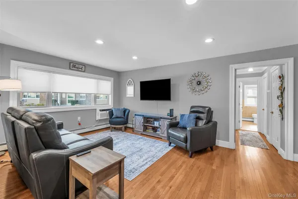 $329,999 | 4 Rose Street, Unit #1A1, Oceanside, NY 11572