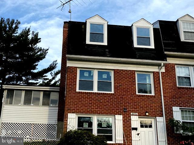 6321 Falkirk Road Baltimore, MD 21239 - Photo 2 of 34