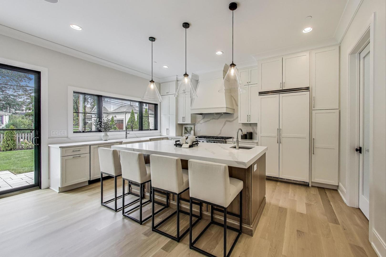 116 Oxford Avenue Clarendon Hills, IL 60514 - Photo 3 of 49