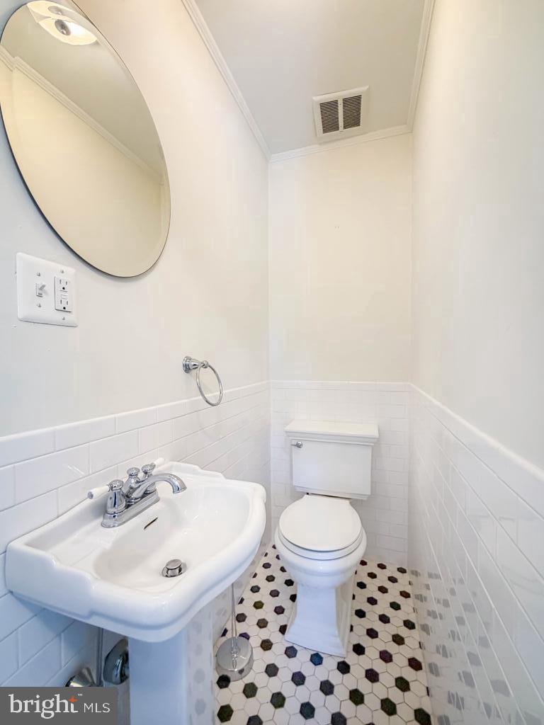 1237 Pine Grove Road Yardley, PA 19067 - Photo 23 of 43