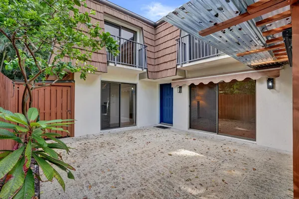 $2,999 | 9111 Southwest 20th Street, Unit A, Fort Lauderdale, FL 33324
