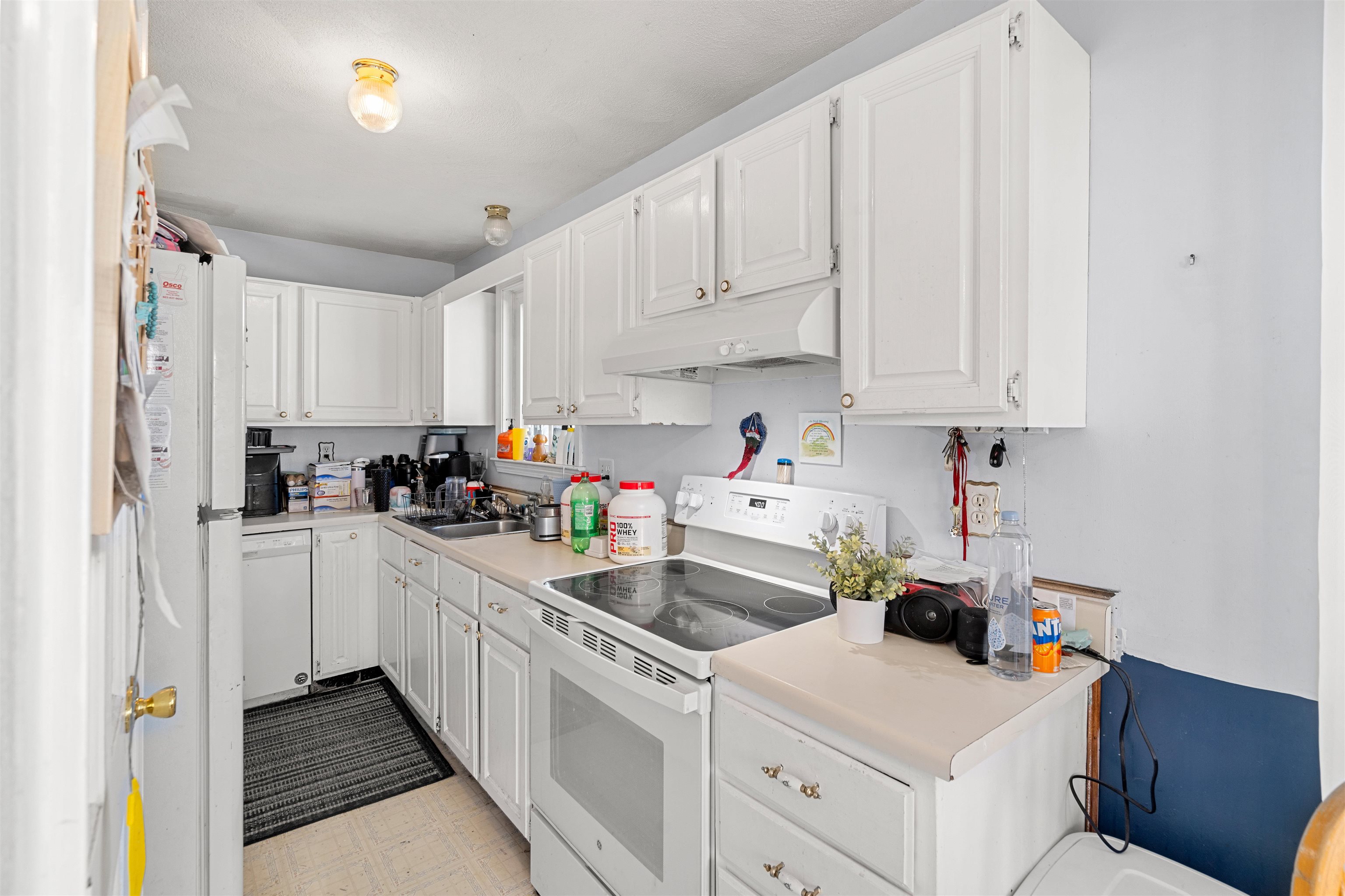 18 R Phillip Road Derry, NH 03038 - Photo 5 of 34 Gallery Image 5