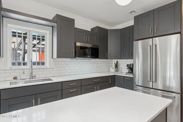 $4,000 | 2310 North 11th Street, Phoenix, AZ 85006