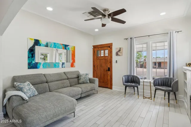 $4,000 | 2310 North 11th Street, Phoenix, AZ 85006