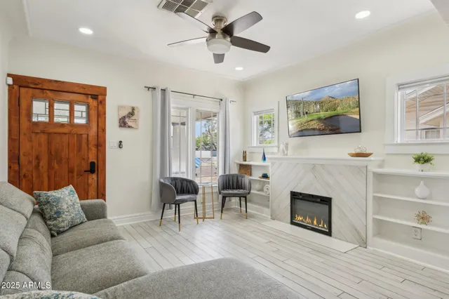 $4,000 | 2310 North 11th Street, Phoenix, AZ 85006