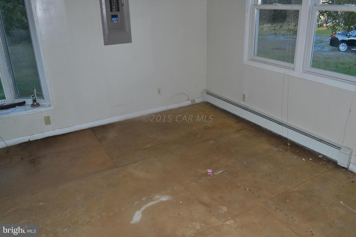 835 Sharps Point Road Fruitland, MD 21826 - Photo 7 of 11 Gallery Image 7