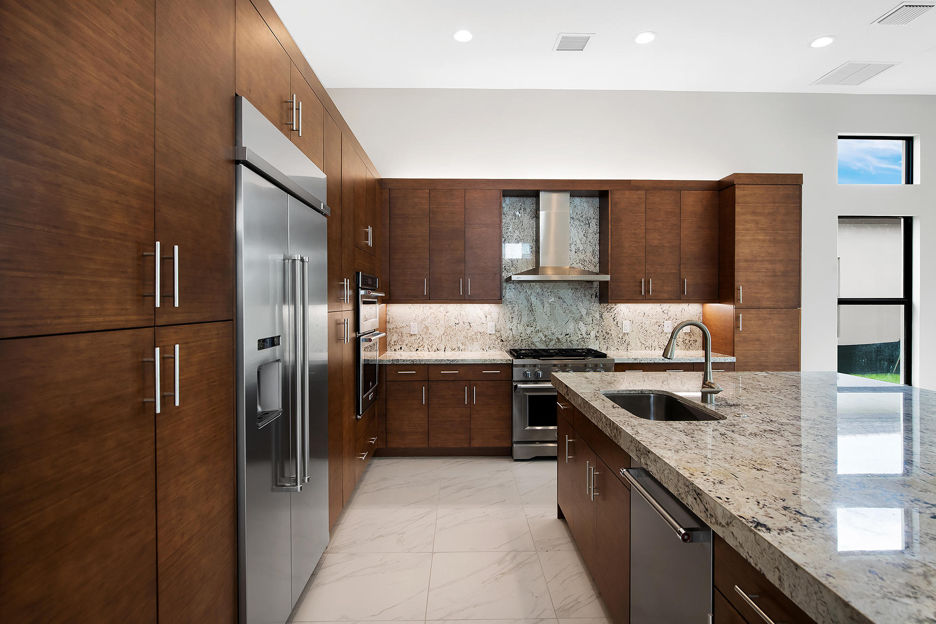 9096 Benedetta Place Boca Raton, FL 33496 - Photo 8 of 42 Kitchen