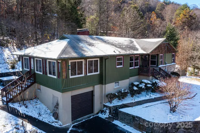 $450,000 | 1115 Bee Tree Road, Swannanoa, NC 28778