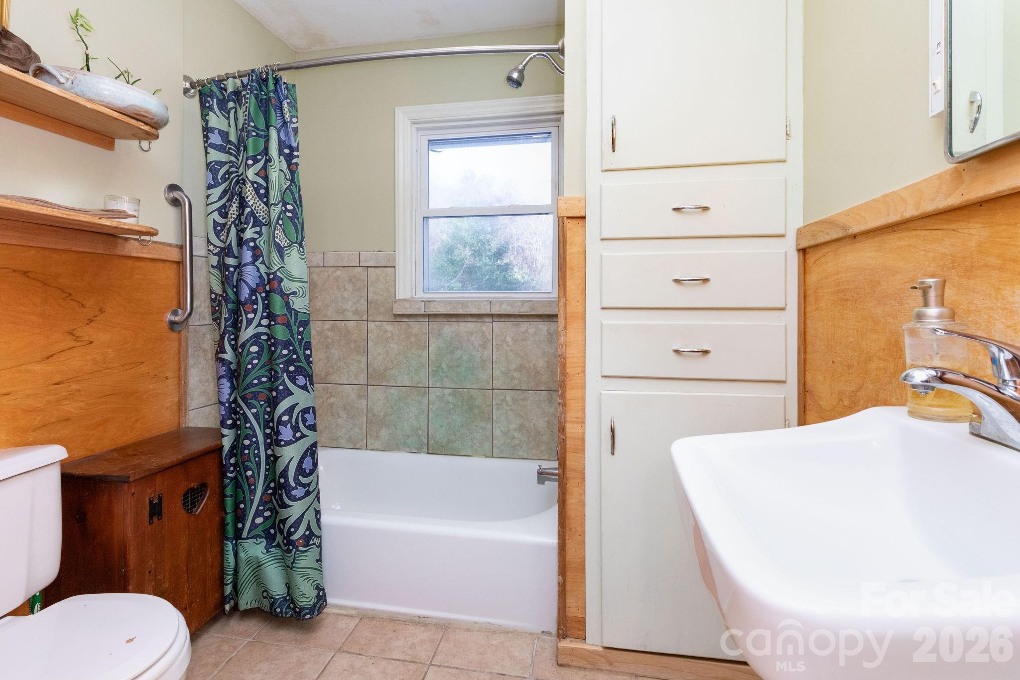 1115 Bee Tree Road Swannanoa, NC 28778 - Photo 13 of 31