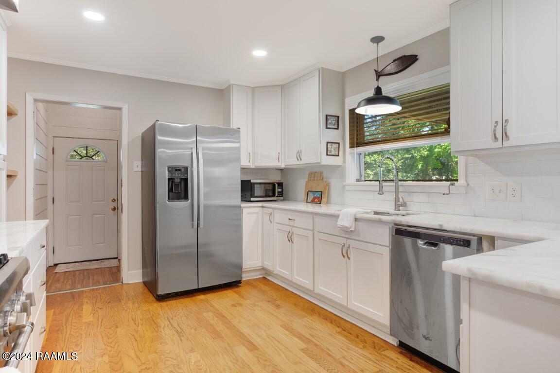 101 Hillside Drive Lafayette, LA 70503 - Photo 7 of 28 101 Hillside-11