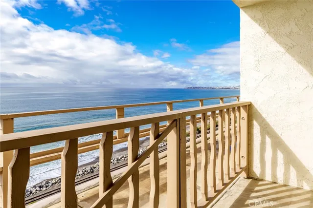 a view of a large building