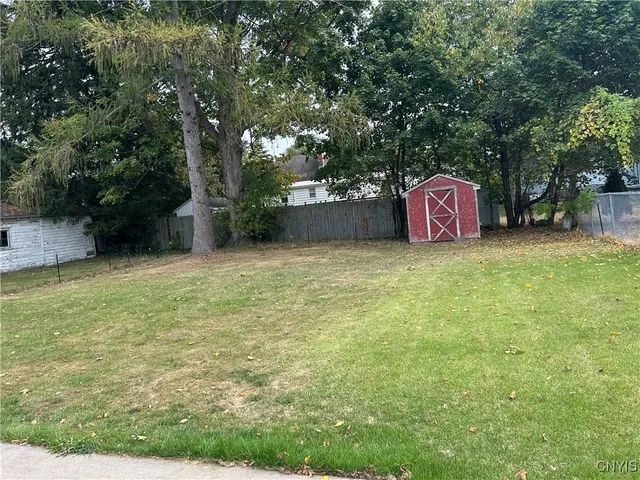 $225,900 | 408 Coolidge Road, Utica, NY 13502