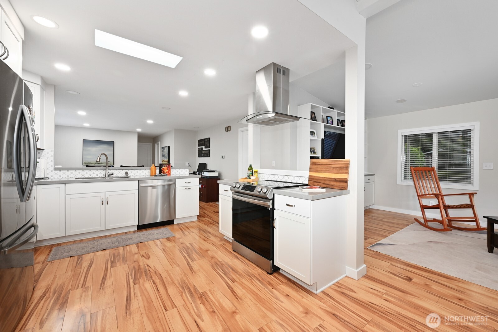 201 Union Avenue Southeast, Unit 13 Renton, WA 98059 - Photo 10 of 32 Gallery Image 10