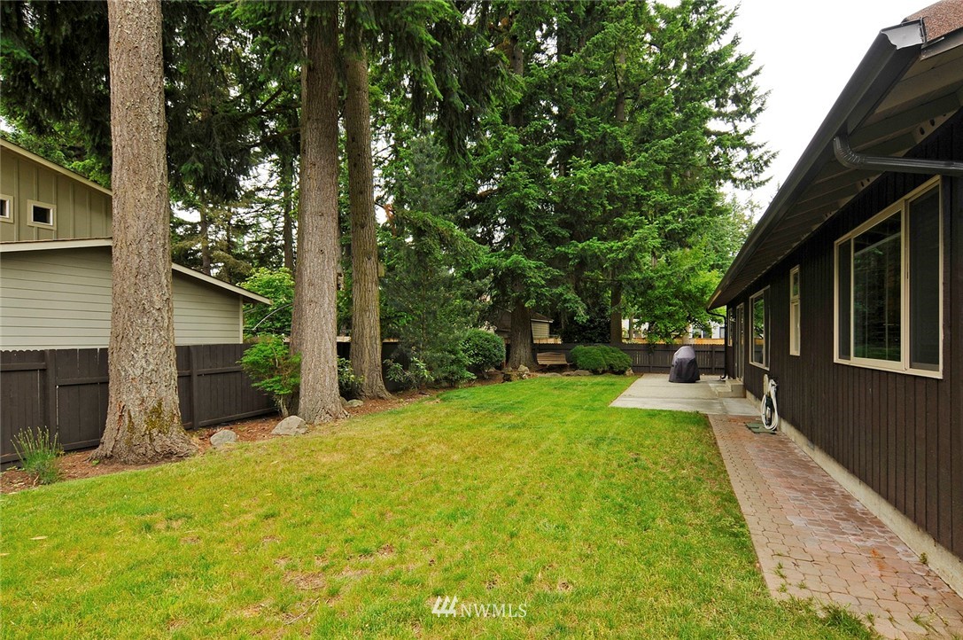 14135 148th Place Southeast Renton, WA 98059 - Photo 20 of 25 Gallery Image 20