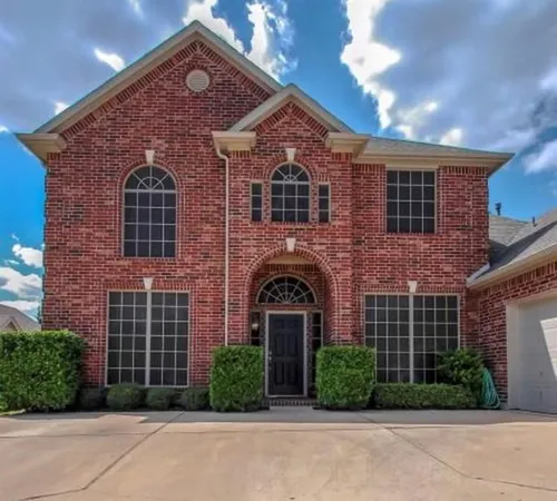 $689,999 | 204 Granite Falls Drive, Keller, TX 76248