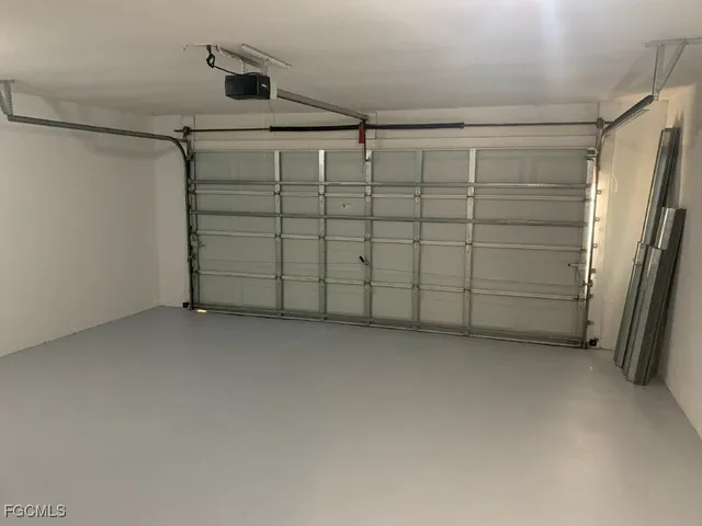 $2,050 | 703 Southwest 22nd Street, Cape Coral, FL 33991