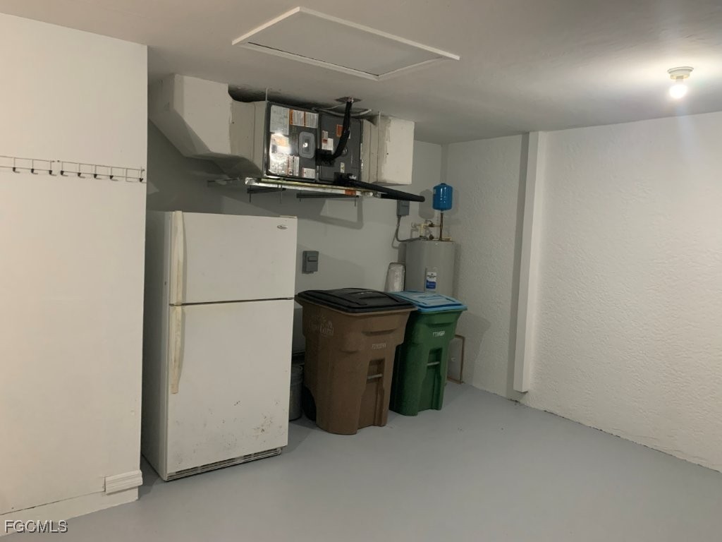 703 Southwest 22nd Street Cape Coral, FL 33991 - Photo 38 of 44