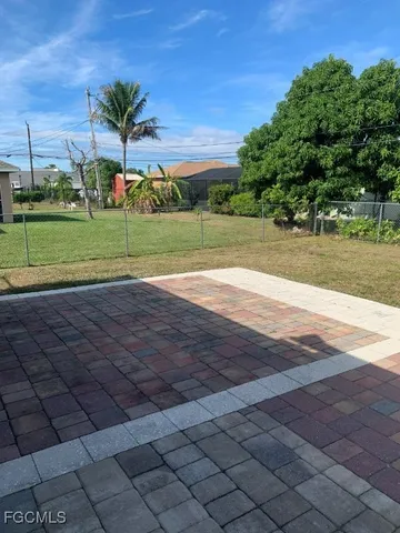 $2,050 | 703 Southwest 22nd Street, Cape Coral, FL 33991