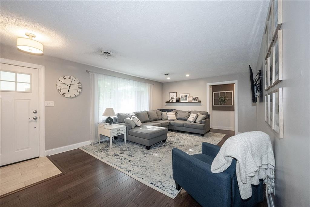8072 Rucker Road Indianapolis, IN 46250 - Photo 5 of 30 Gallery Image 5