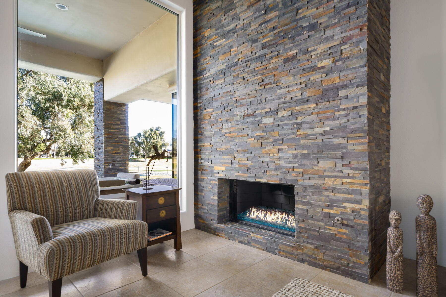 253 Loch Lomond Road Rancho Mirage, CA 92270 - Photo 6 of 66 a living room with furniture and a fireplace