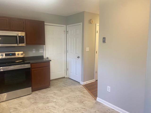 607 Riverside Chase Circle Greer, SC 29650 - Photo 3 of 11