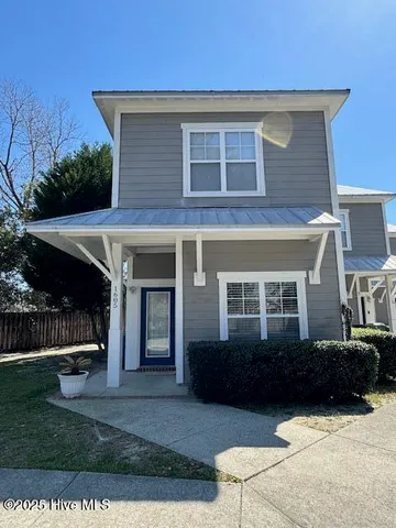 $2,300 | 1605 Shoreline Place, Wilmington, NC 28403
