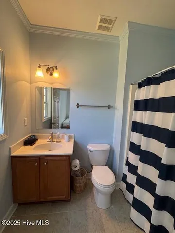 $2,300 | 1605 Shoreline Place, Wilmington, NC 28403
