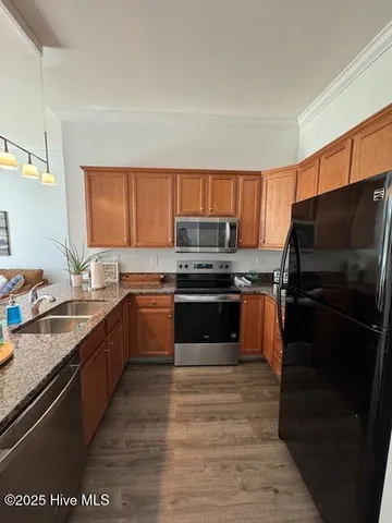 $2,300 | 1605 Shoreline Place, Wilmington, NC 28403