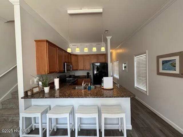 $2,300 | 1605 Shoreline Place, Wilmington, NC 28403