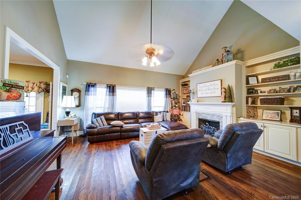 1126 Stable Road Concord, NC 28025 - Photo 9 of 45 Gallery Image 9
