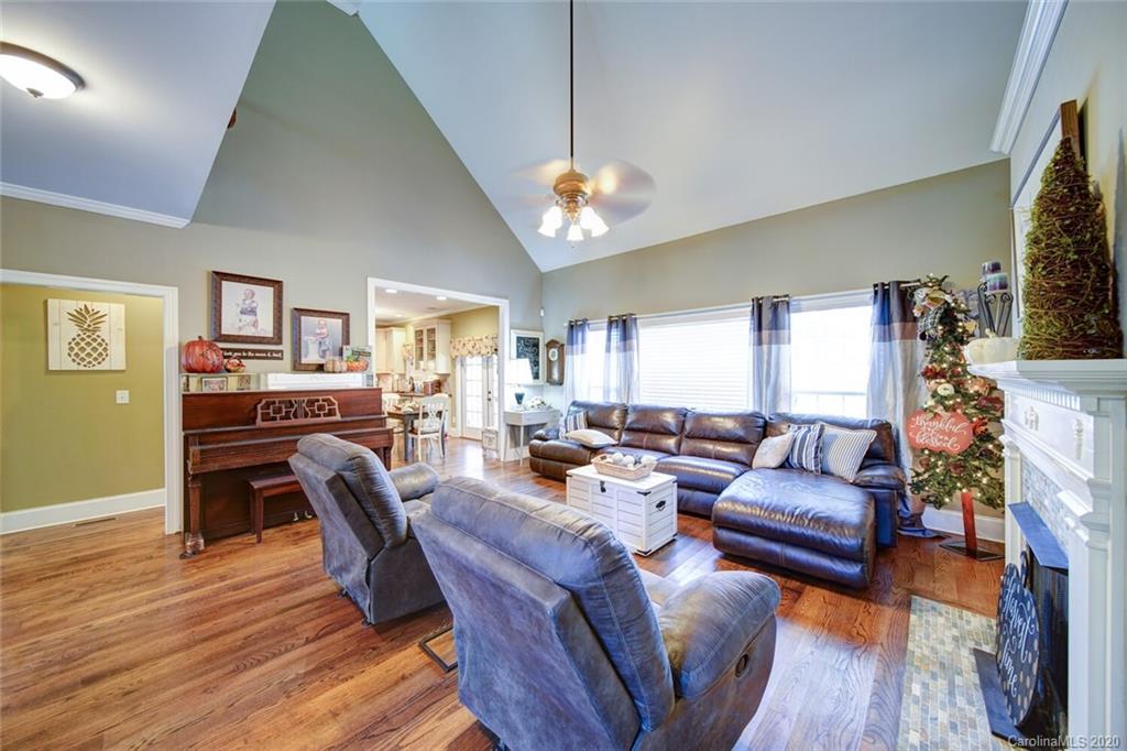 1126 Stable Road Concord, NC 28025 - Photo 10 of 45 Gallery Image 10