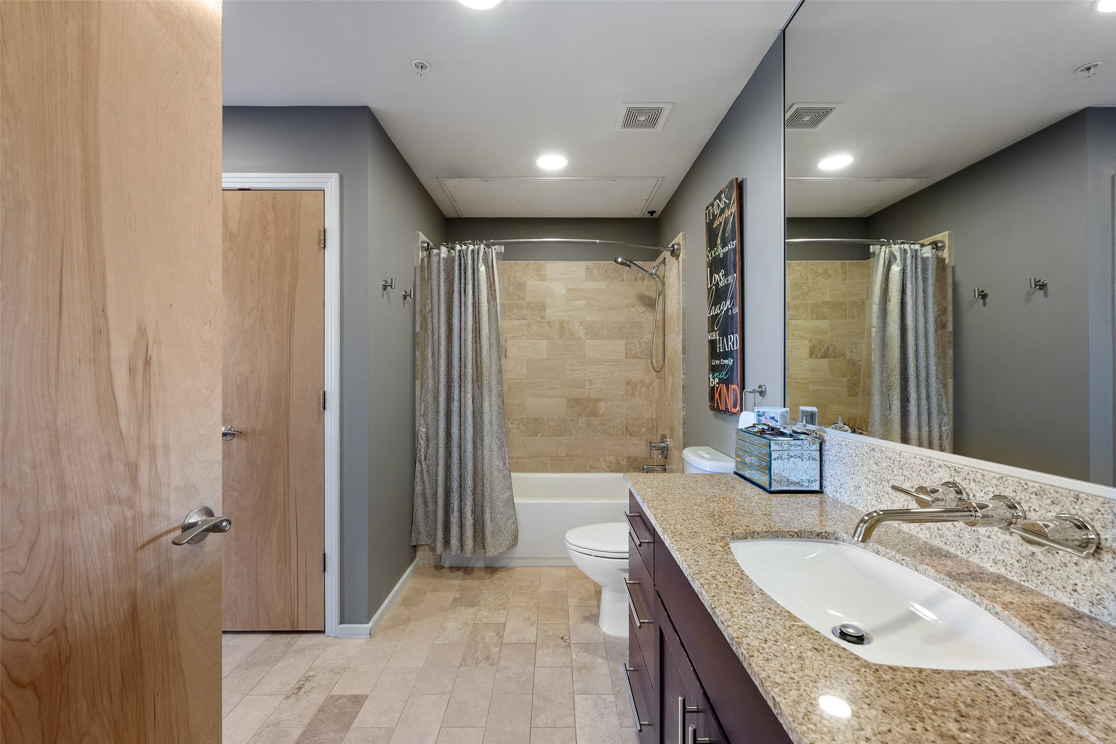 1600 Barton Springs Road, Unit 1406 Austin, TX 78704 - Photo 21 of 39 Gallery Image 21