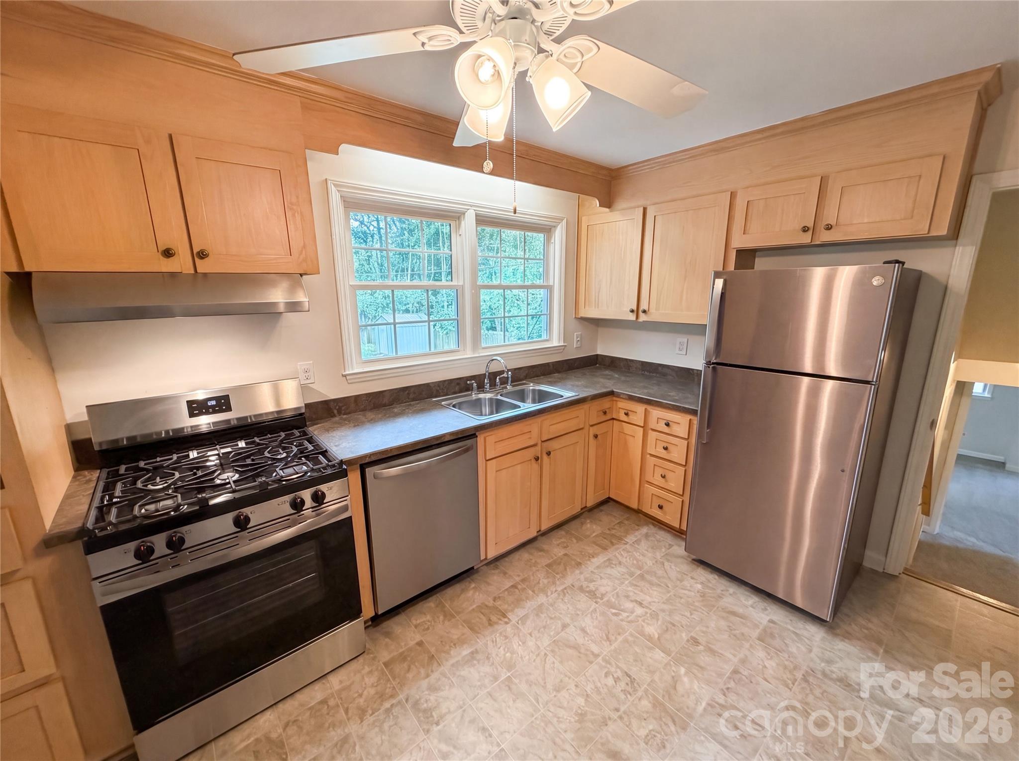 5410 Sharon Road Charlotte, NC 28210 - Photo 11 of 19 Gallery Image 11