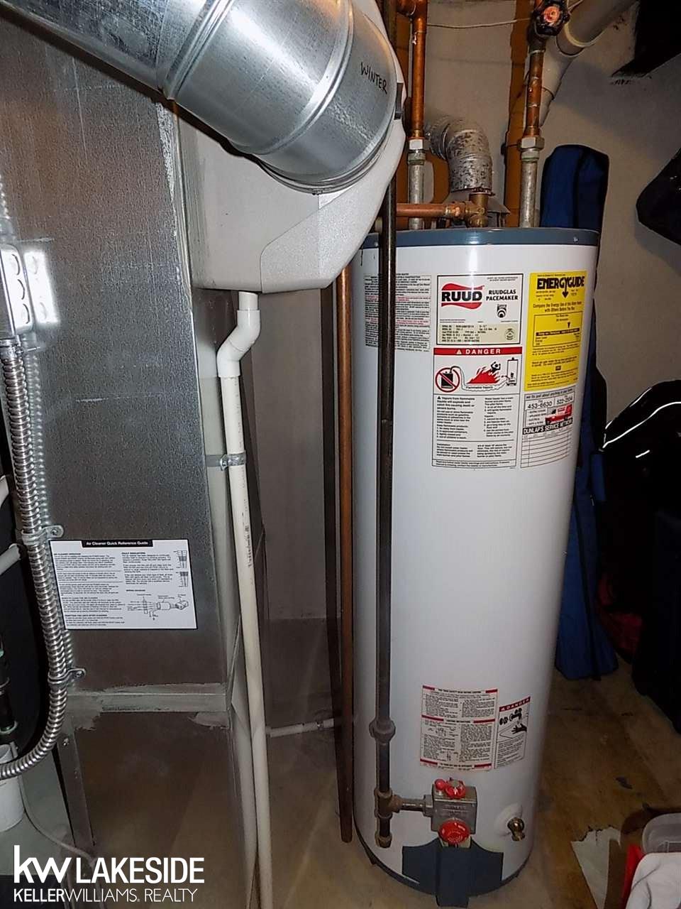 46215 Doubletree Road Canton, MI 48187 - Photo 26 of 33 NEWER HOT WATER TANK