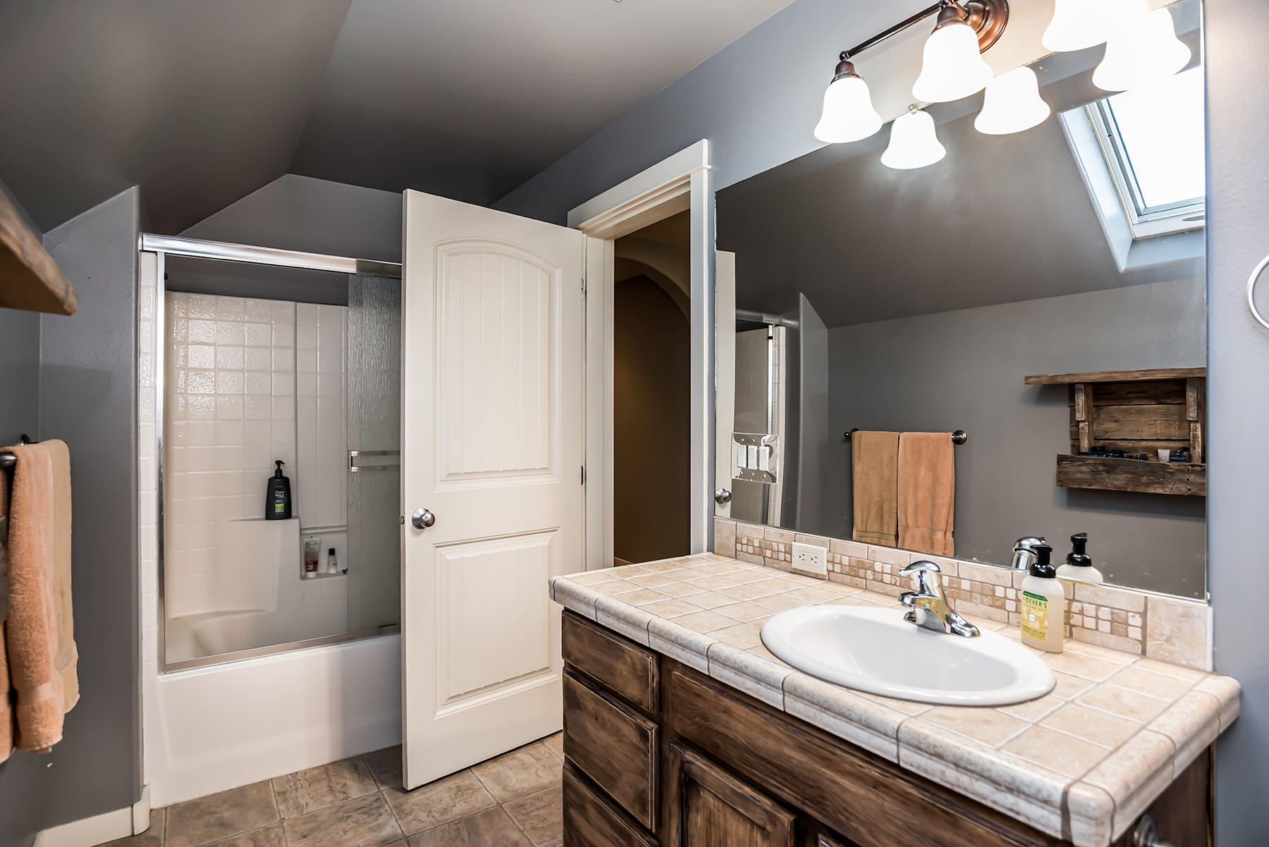 20788 Alpine Ridge Place Bend, OR 97701 - Photo 17 of 32 22DSC_0910blended_