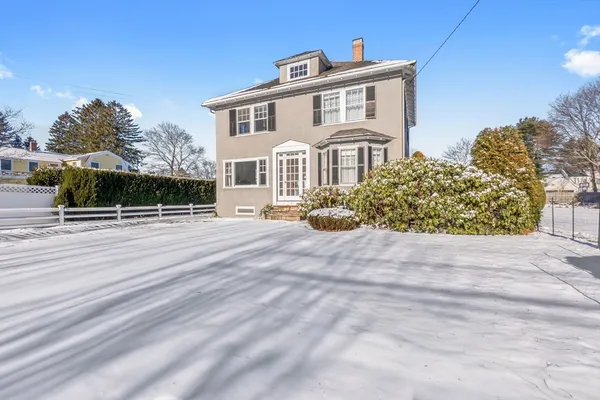 $750,000 | 14 Hull Street, Beverly, MA 01915