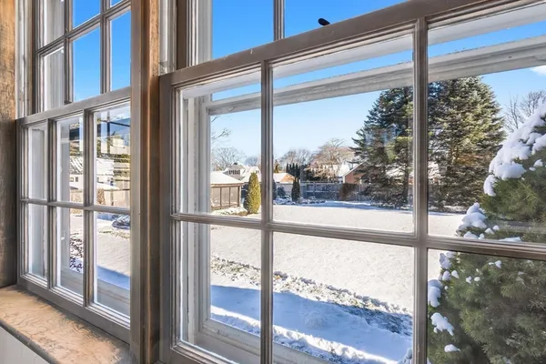 $750,000 | 14 Hull Street, Beverly, MA 01915