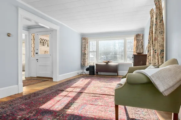 $750,000 | 14 Hull Street, Beverly, MA 01915