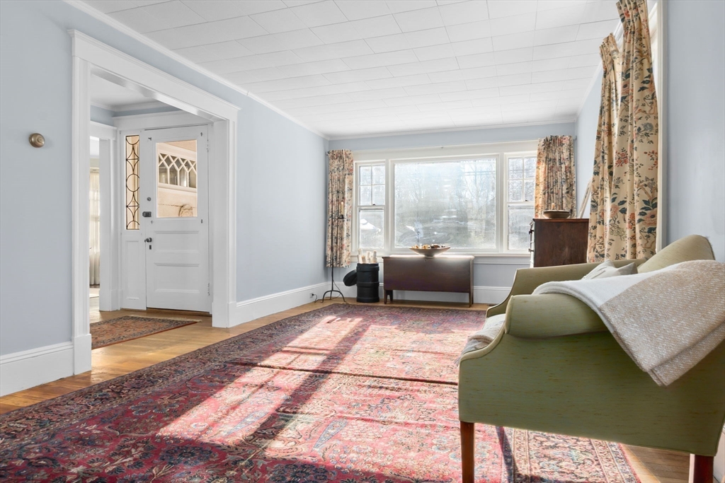 14 Hull Street Beverly, MA 01915 - Photo 8 of 25