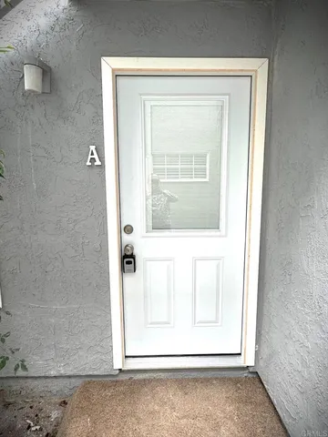 $3,050 | 4566 Cove Drive, Unit D, Carlsbad, CA 92008