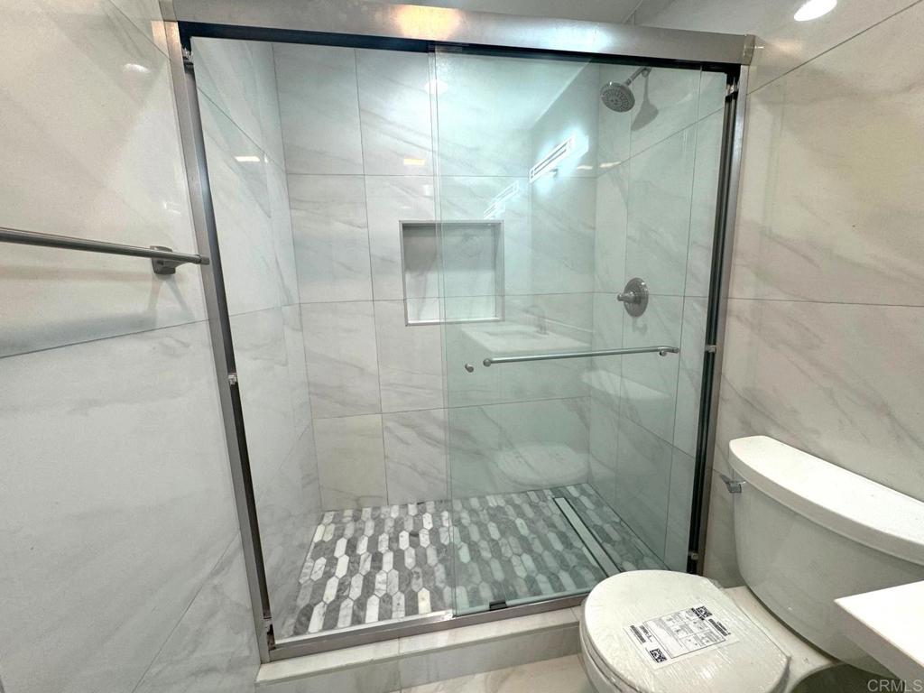 4566 Cove Drive, Unit D Carlsbad, CA 92008 - Photo 8 of 20